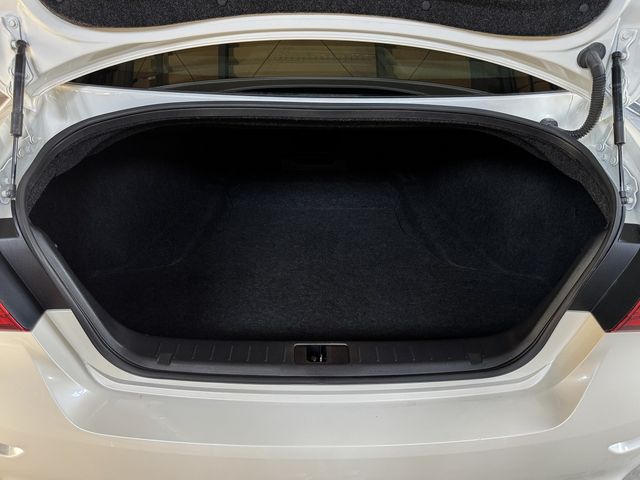 Ref No.A16028841 NISSAN FUGA Image#13