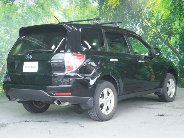 Ref No.A16028918 SUBARU FORESTER Image#11