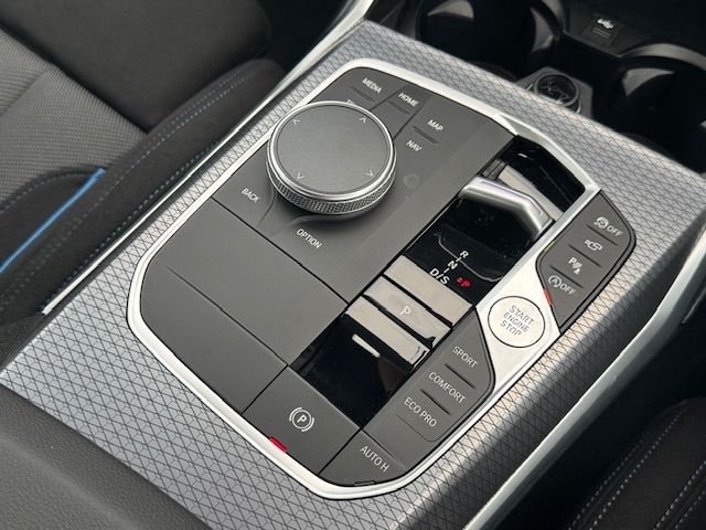 Ref No.A16045100 BMW 3 SERIES Image#9