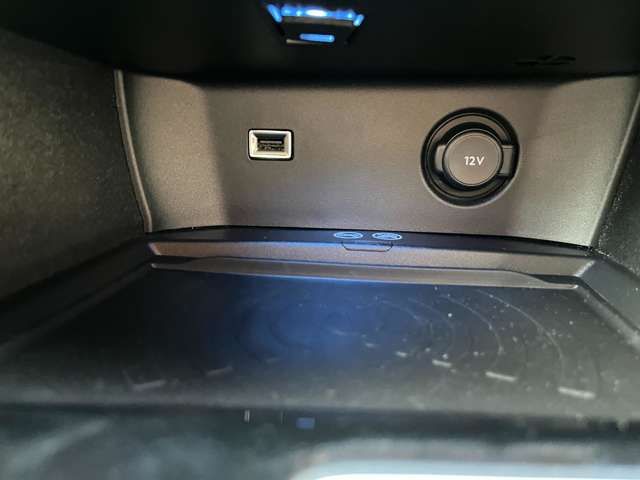 Ref No.A16046037 PEUGEOT 3008 Image#8