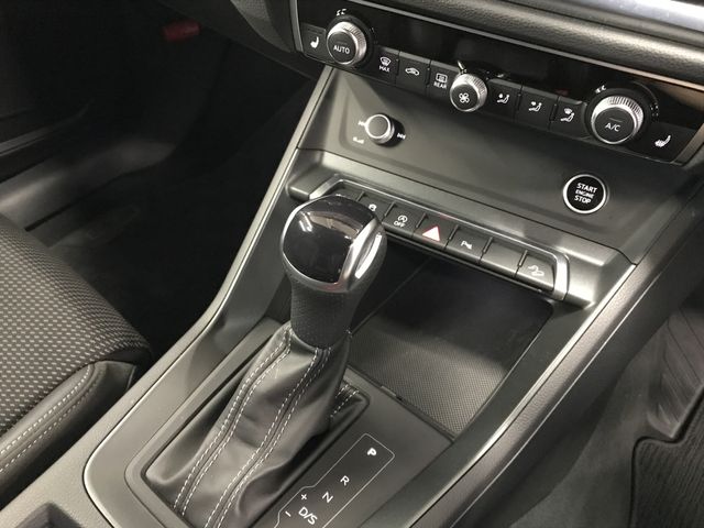 Ref No.A16046182 AUDI Q3 Image#13