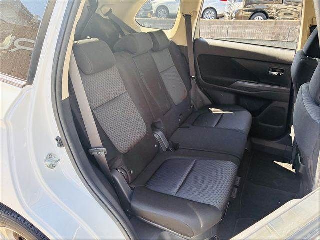 Ref No.A16058758 MITSUBISHI OUTLANDER Image#9