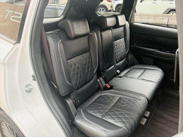 Ref No.A16059101 MITSUBISHI OUTLANDER PHEV Image#12