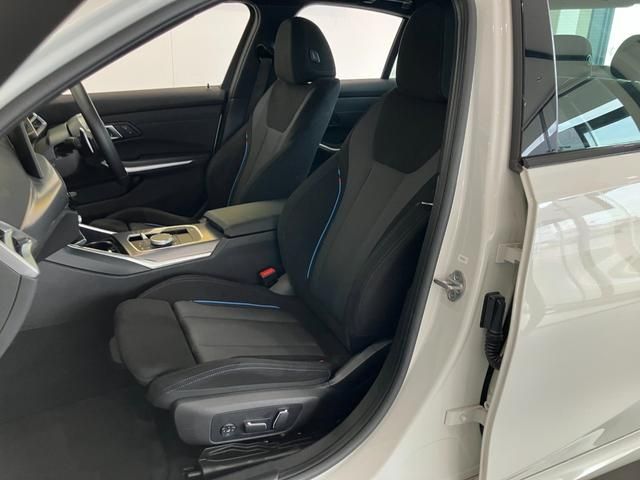 Ref No.A16059157 BMW 3 SERIES Image#12