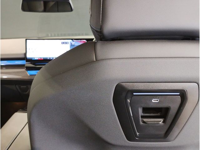 Ref No.A16059315 BMW i5 Image#20