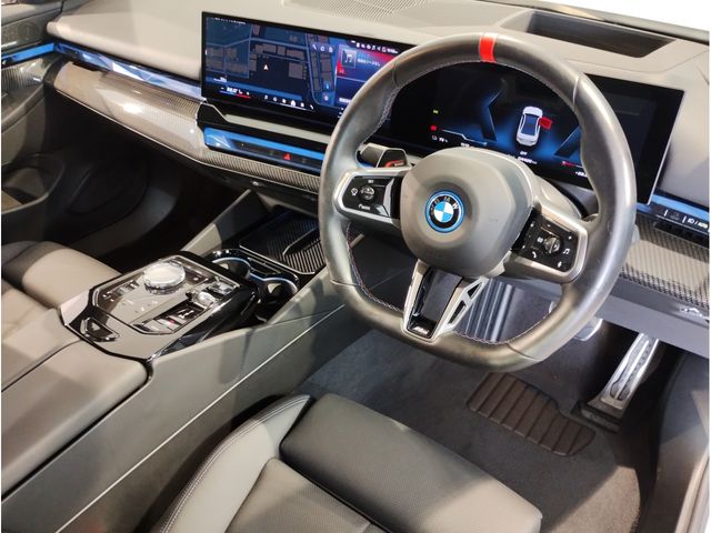 Ref No.A16059315 BMW i5 Image#15
