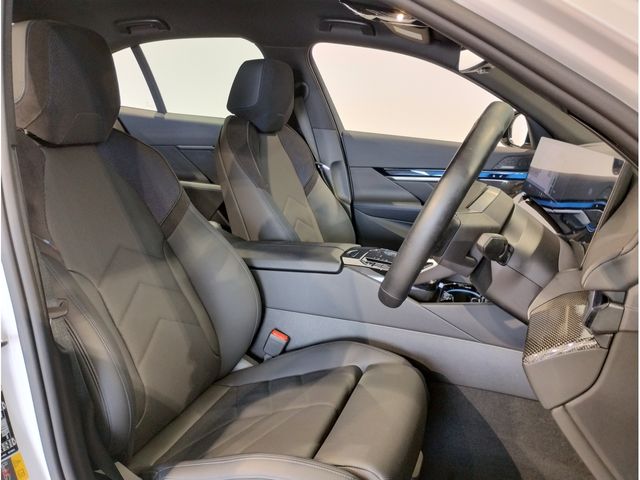 Ref No.A16059315 BMW i5 Image#14