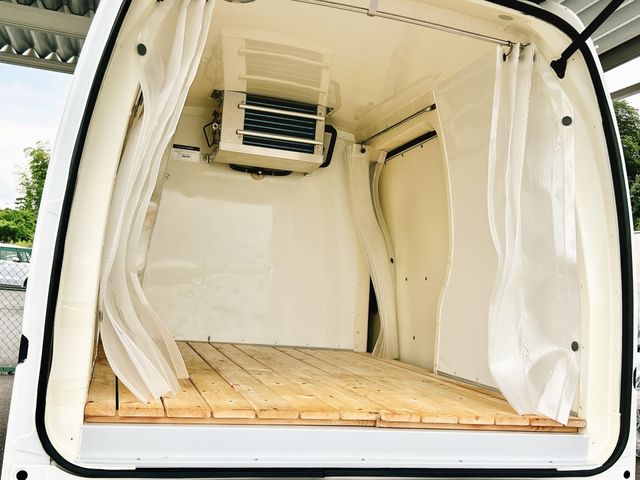 Ref No.A16060096 DAIHATSU HIJET CARGO Image#17