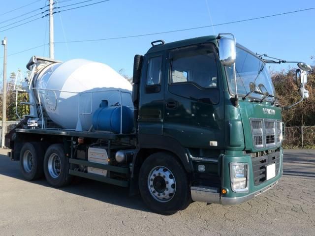 ISUZU GIGA
