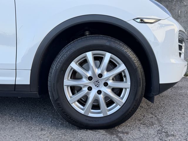 Ref No.A16060365 PORSCHE CAYENNE Image#10