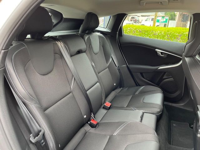 Ref No.A16075280 VOLVO V40 Image#12