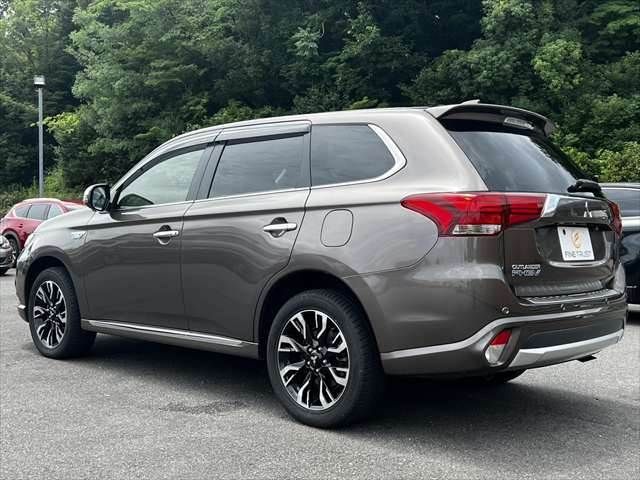 Ref No.A16076481 MITSUBISHI OUTLANDER PHEV Image#17