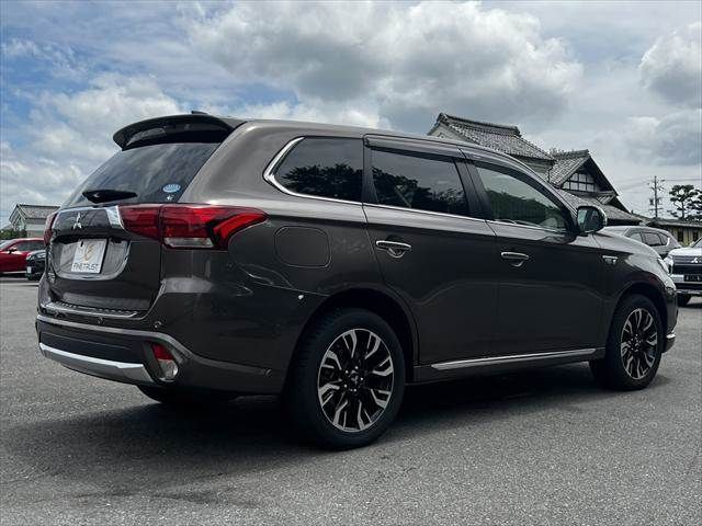 Ref No.A16076481 MITSUBISHI OUTLANDER PHEV Image#16