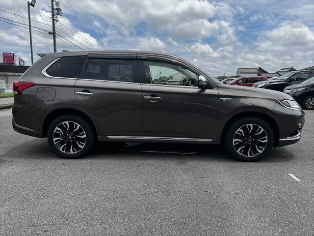 Ref No.A16076481 MITSUBISHI OUTLANDER PHEV Image#14