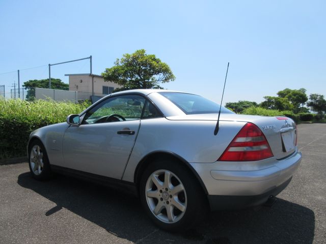 Ref No.A16076537 MERCEDES SLK CLASS Image#11
