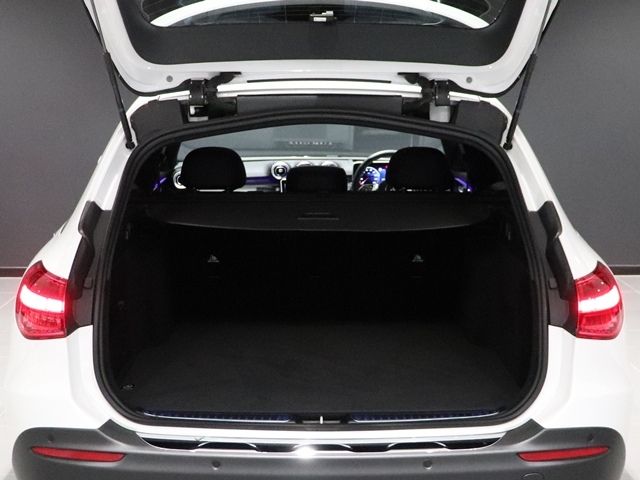 Ref No.A16085590 MERCEDES C CLASS Image#16