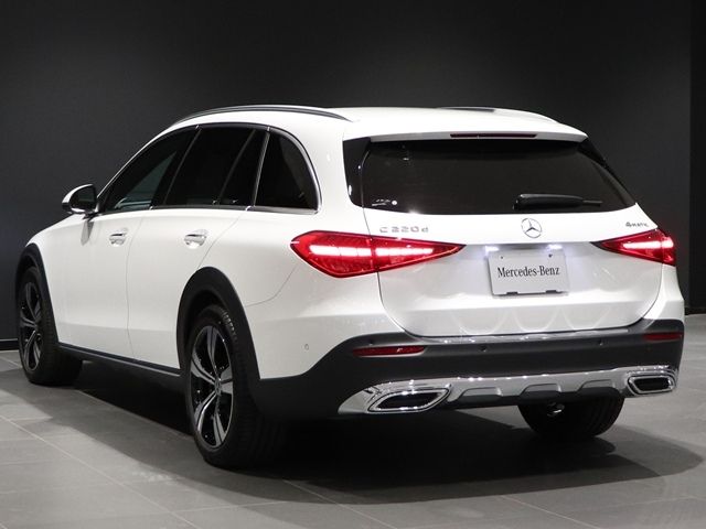 Ref No.A16085590 MERCEDES C CLASS Image#13