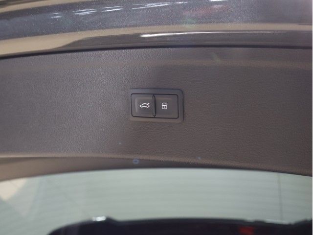 Ref No.A16085748 AUDI Q5 Image#8