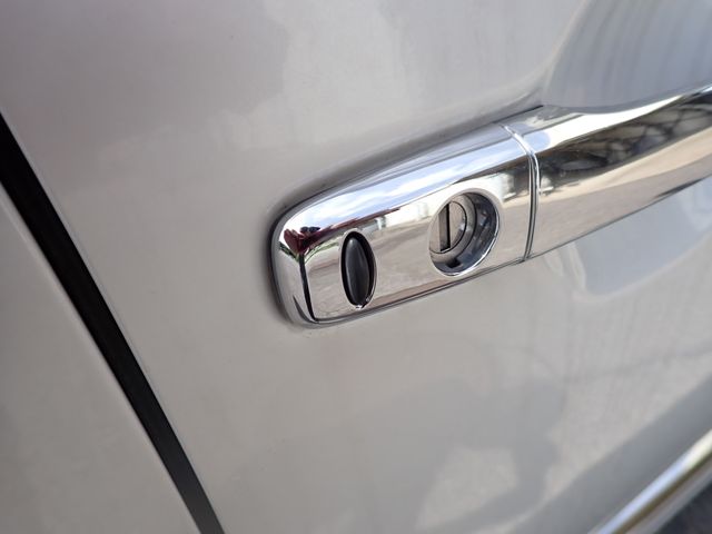 Ref No.A16085819 MITSUBISHI OUTLANDER PHEV Image#8