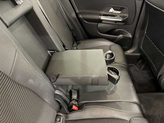 Ref No.A16086391 MERCEDES GLA CLASS Image#13