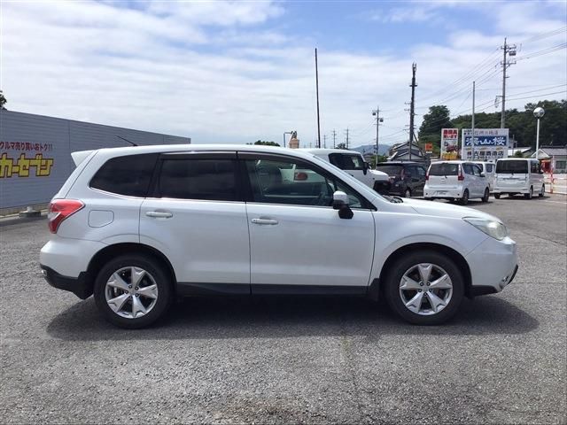 Ref No.A16086437 SUBARU FORESTER Image#4