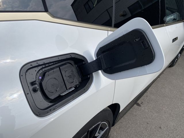 Ref No.A16086515 BMW iX Image#16