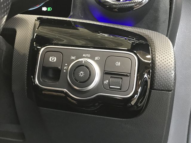 Ref No.A16086545 MERCEDES CLA CLASS Image#17