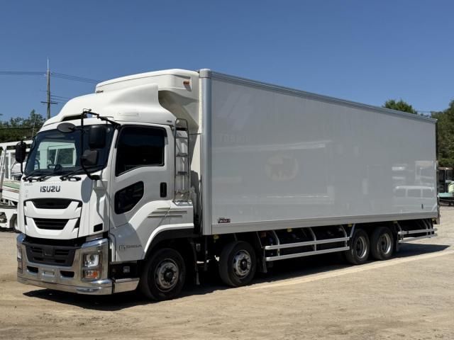 ISUZU GIGA