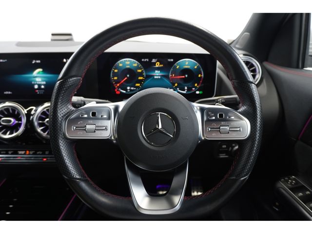 Ref No.A16097470 MERCEDES GLA CLASS Image#11