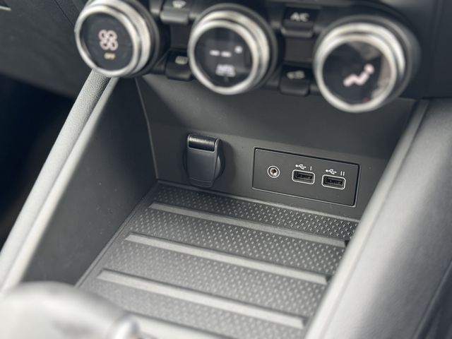 Ref No.A16102190 Renault CAPTUR Image#7