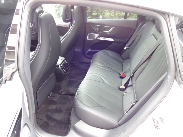 Ref No.A16102378 MERCEDES EQE CLASS Image#18