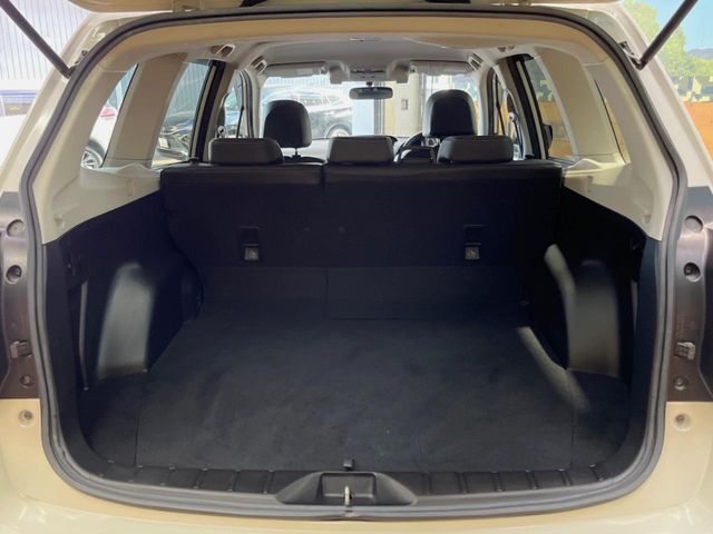 Ref No.A16102572 SUBARU FORESTER Image#11