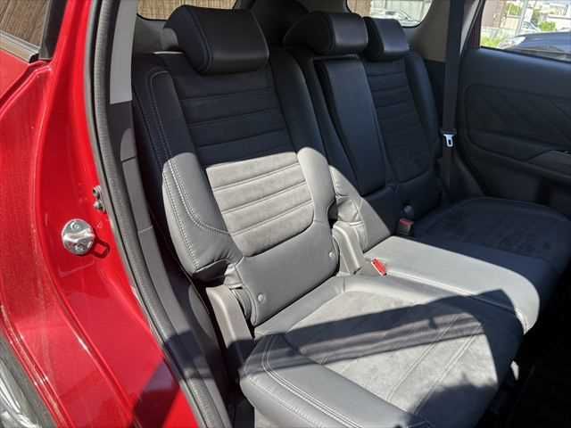 Ref No.A16102636 MITSUBISHI OUTLANDER PHEV Image#12