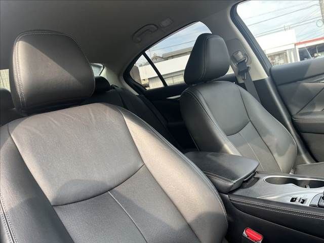 Ref No.A16102677 NISSAN SKYLINE Image#4