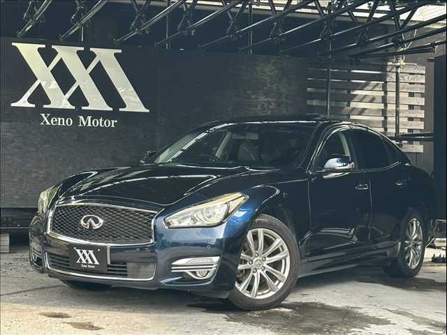 NISSAN FUGA
