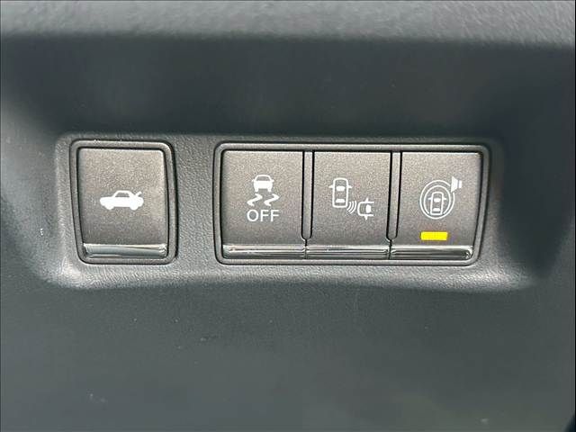 Ref No.A16102684 NISSAN FUGA Image#16