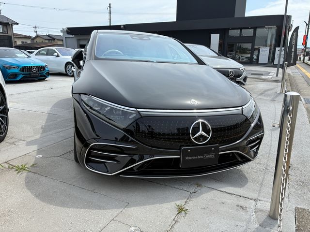 MERCEDES EQS CLASS