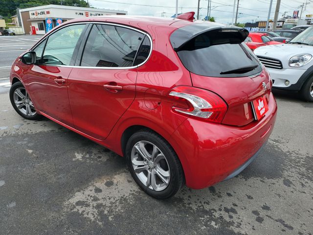 Ref No.A16102811 PEUGEOT 208 Image#8