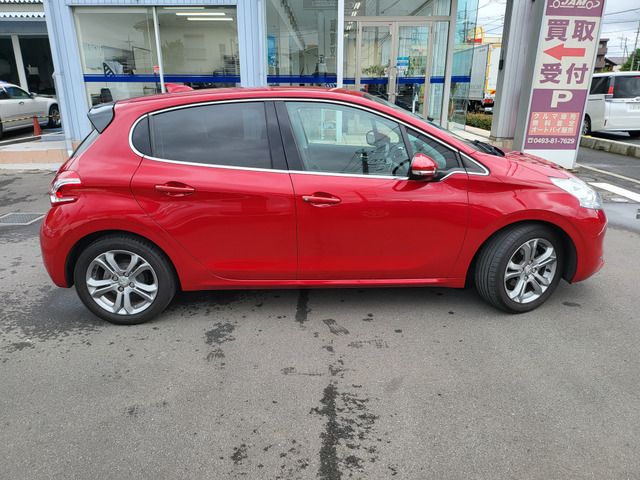 Ref No.A16102811 PEUGEOT 208 Image#11
