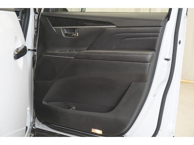 Ref No.A16115001 MITSUBISHI DELICA D5 Image#15