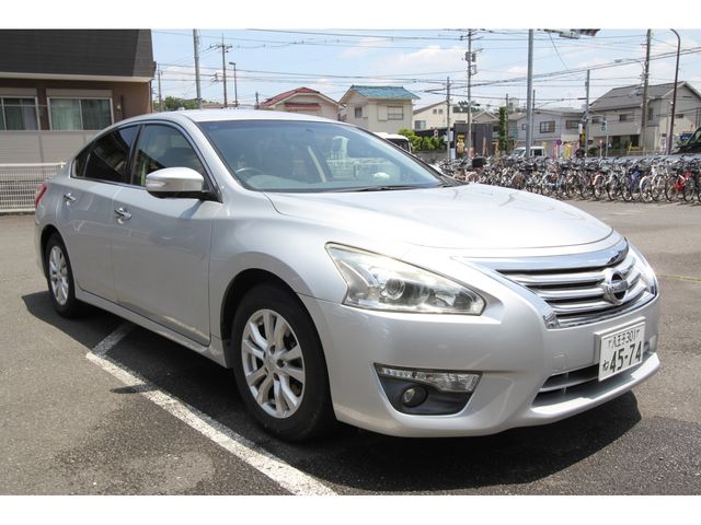 NISSAN TEANA