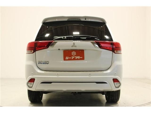 Ref No.A16115596 MITSUBISHI OUTLANDER PHEV Image#11