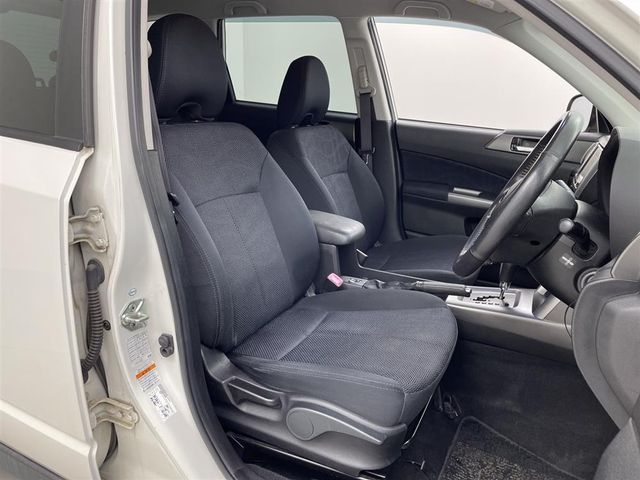 Ref No.A16116051 SUBARU FORESTER Image#17