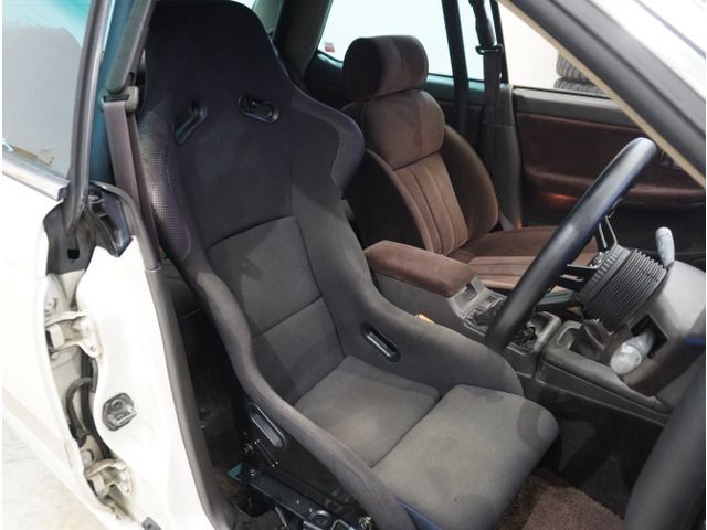 Ref No.A16151982 NISSAN LAUREL Image#8
