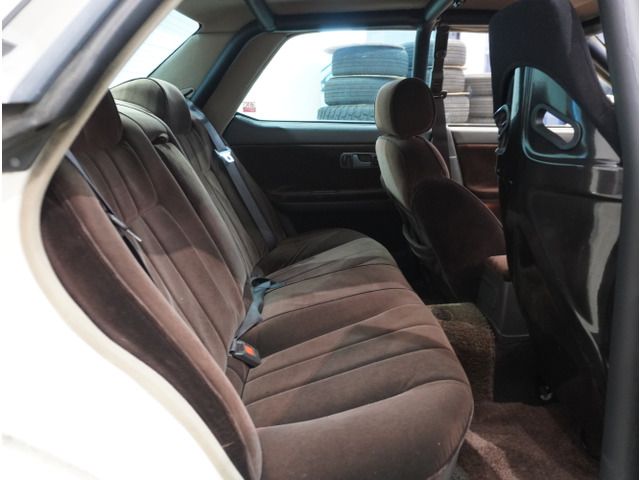 Ref No.A16151982 NISSAN LAUREL Image#9