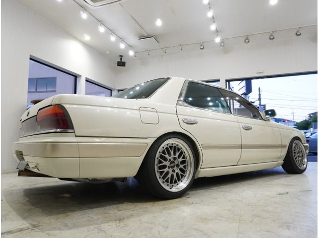 Ref No.A16151982 NISSAN LAUREL Image#6