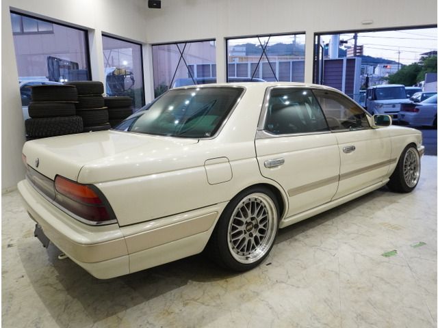 Ref No.A16151982 NISSAN LAUREL Image#12