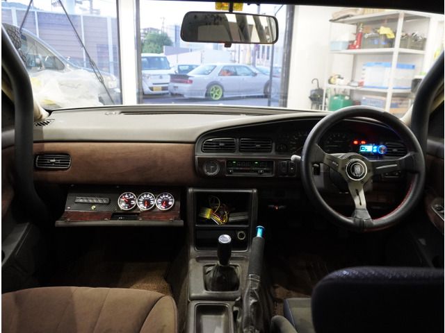 Ref No.A16151982 NISSAN LAUREL Image#7