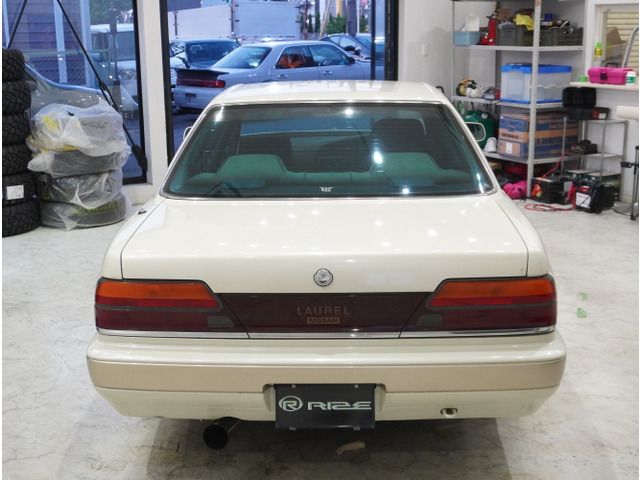 Ref No.A16151982 NISSAN LAUREL Image#5