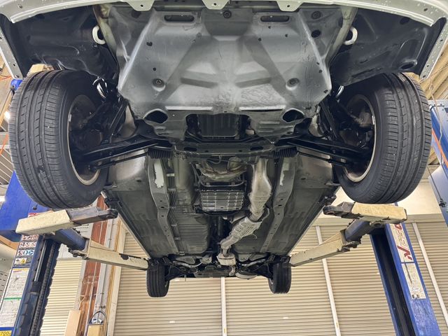 Ref No.A16216262 NISSAN LAUREL Image#19